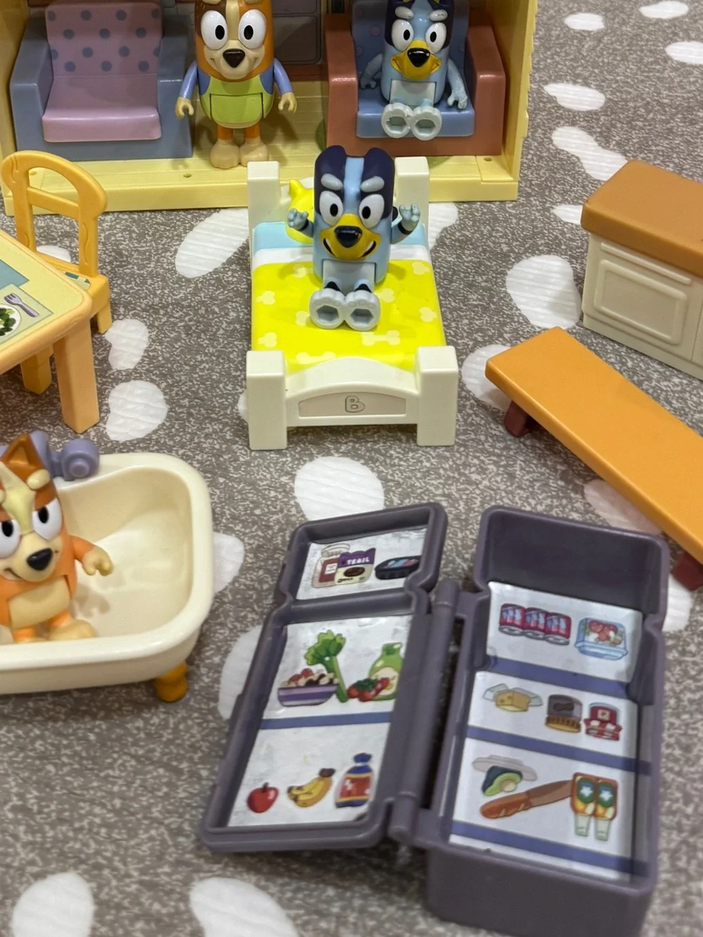 BLUEY Dollhouse playset furniture accessories bingo beds potty figurines toy